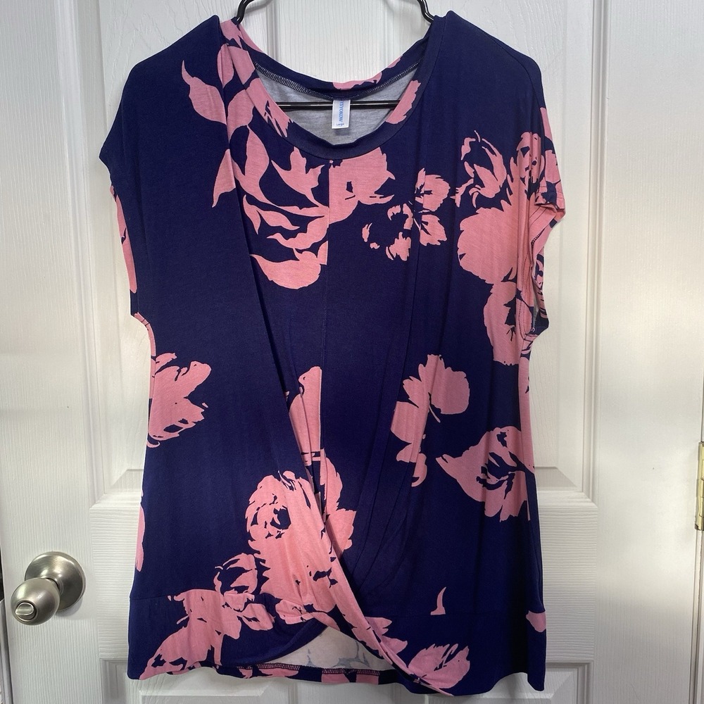 YSYOKOW Women's Navy W/pink Floral Short Sleeve Tunic‎ T-Shirt Sz.L